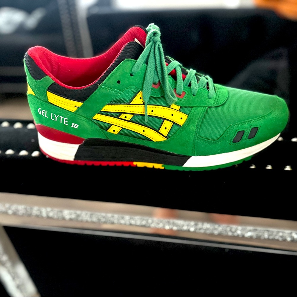 Asics size 12 Running shoe